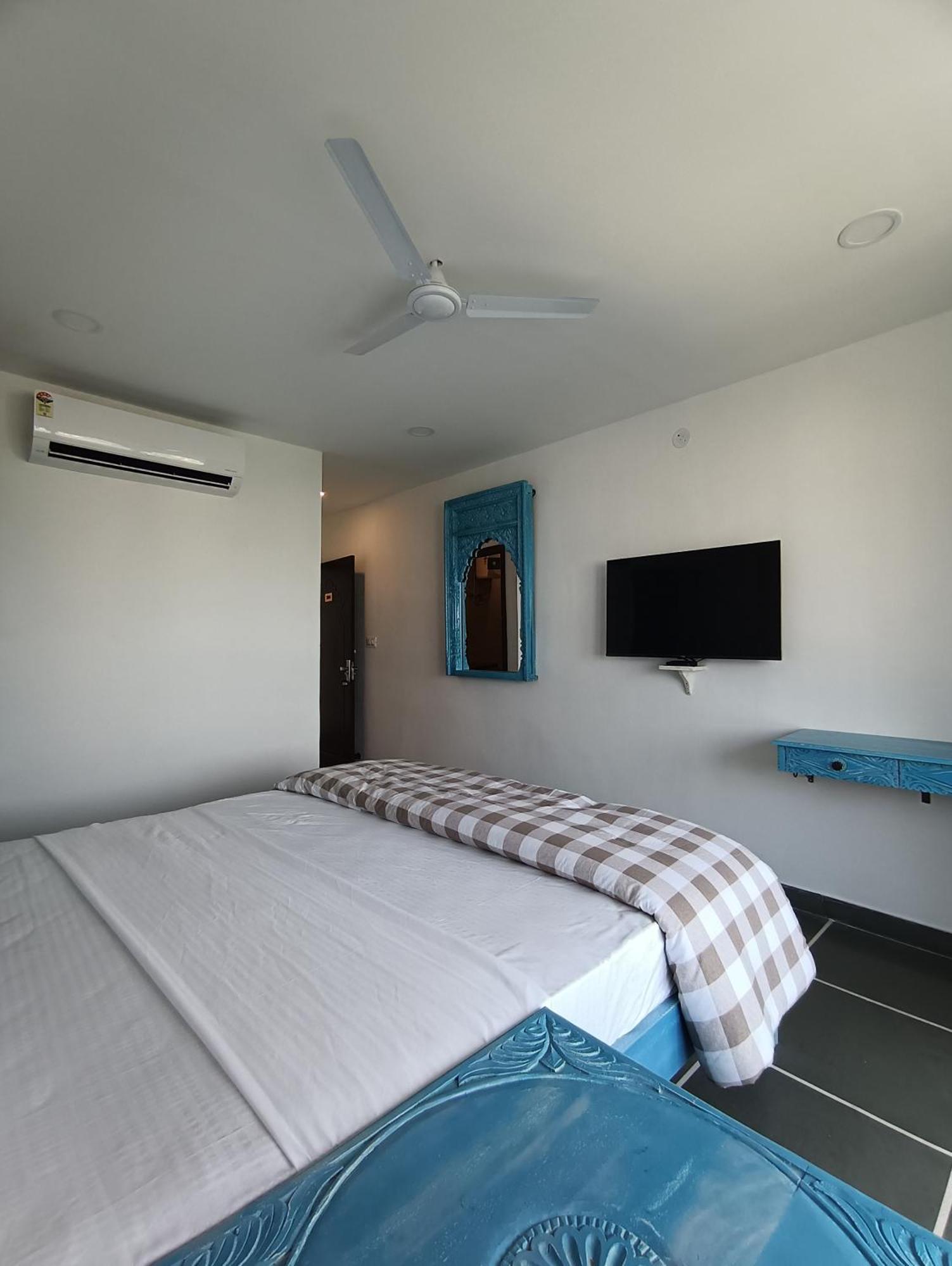 Hotel Mewari Villa Udaipur Extérieur photo