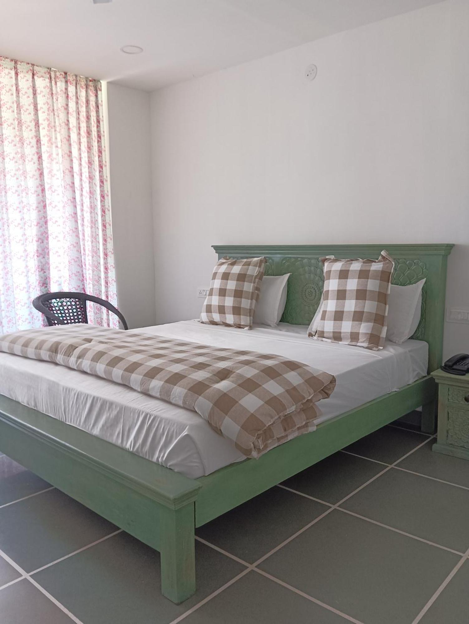 Hotel Mewari Villa Udaipur Extérieur photo