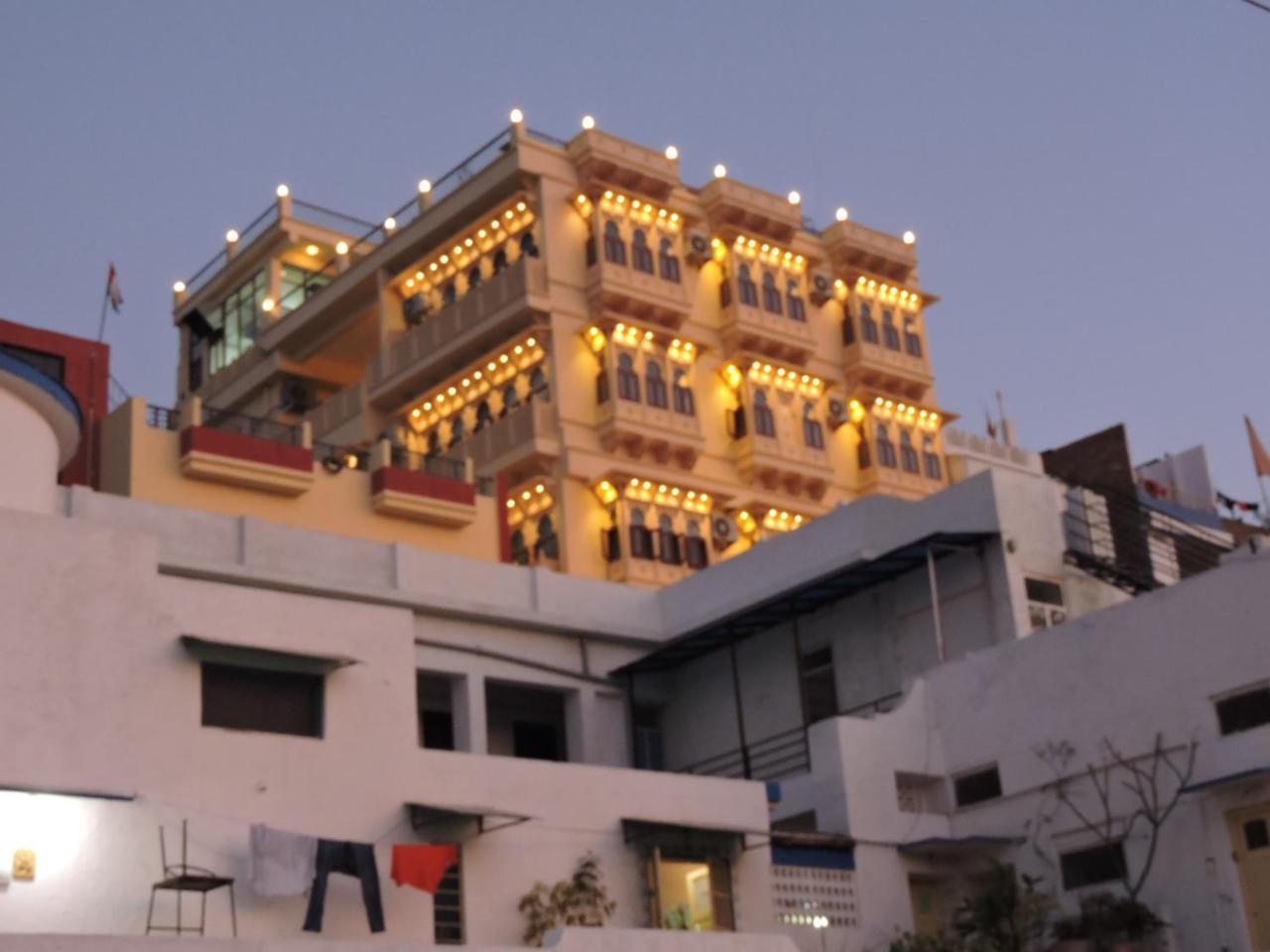 Hotel Mewari Villa Udaipur Extérieur photo